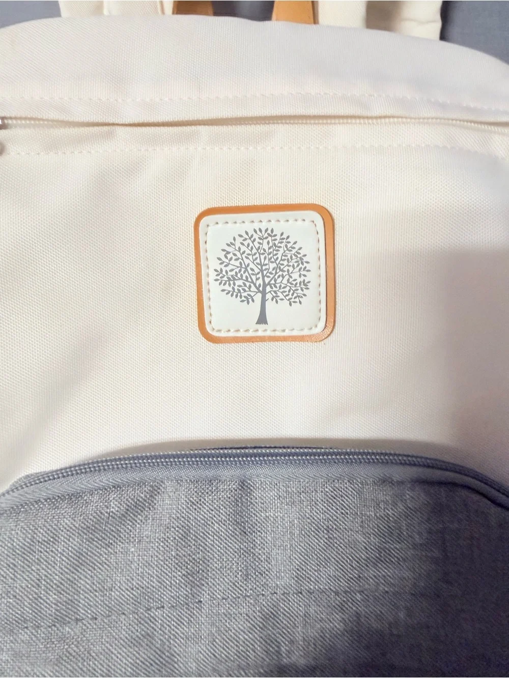 Parker Baby Co. Bag Diaper Backpack – Cream / Gray